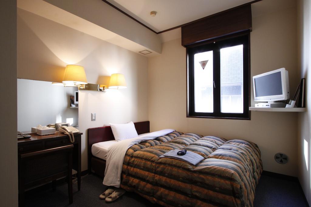 Tokyo Banyan Hotel Экстерьер фото